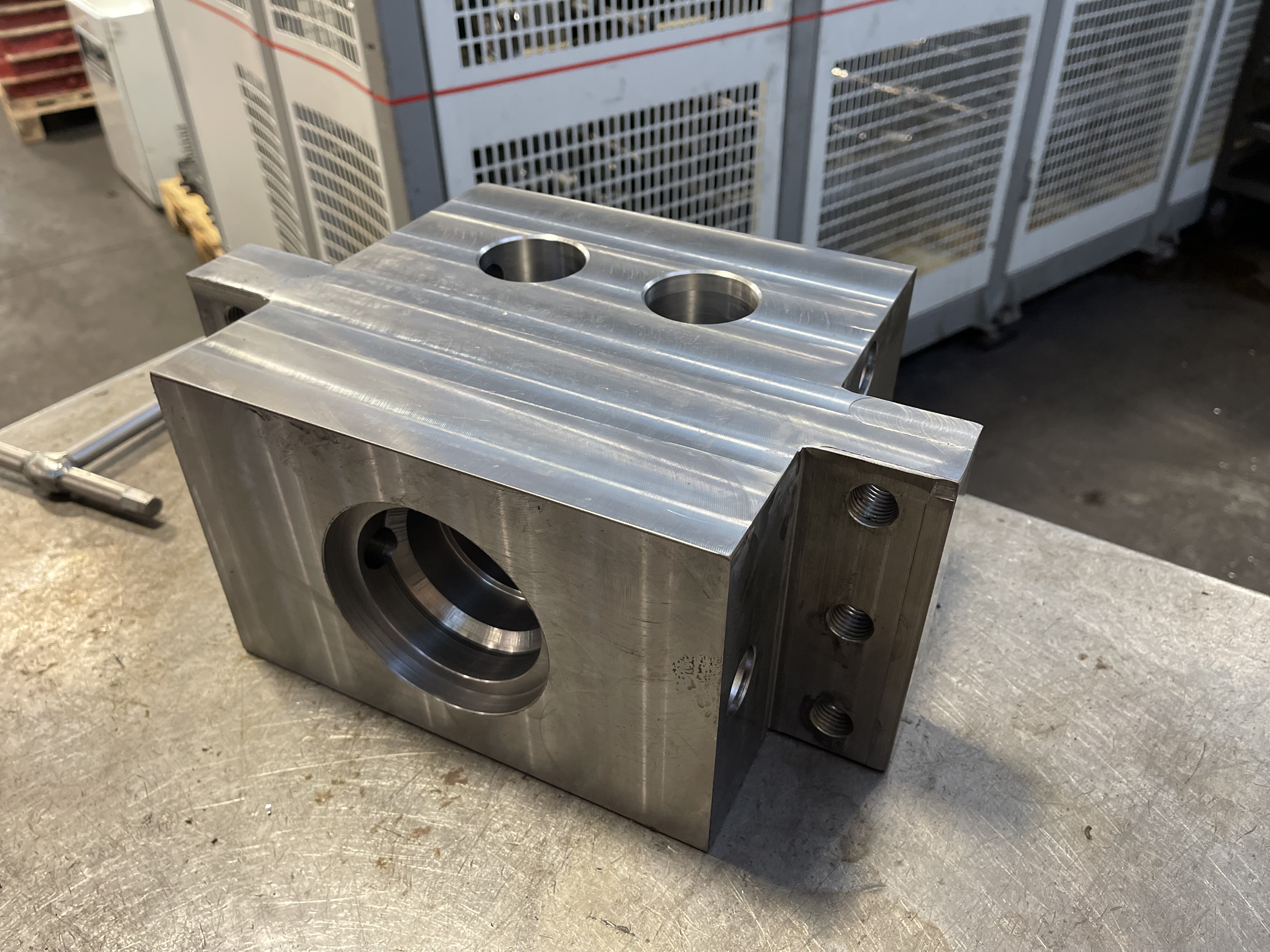 Lavorazione prototipi dal pieno Qmec srl 